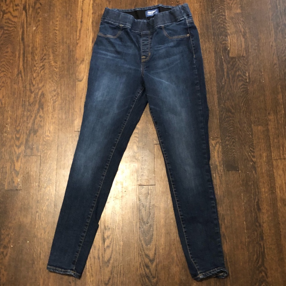 Old Navy Mid-Rise Built-In Sculpt Rockstar Jeans